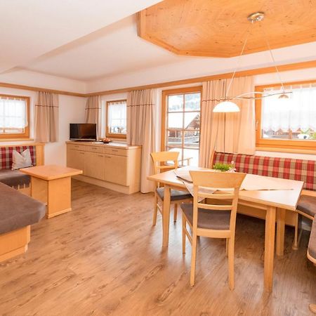 Stoffen Zuhaus Appartement Alpbach Buitenkant foto